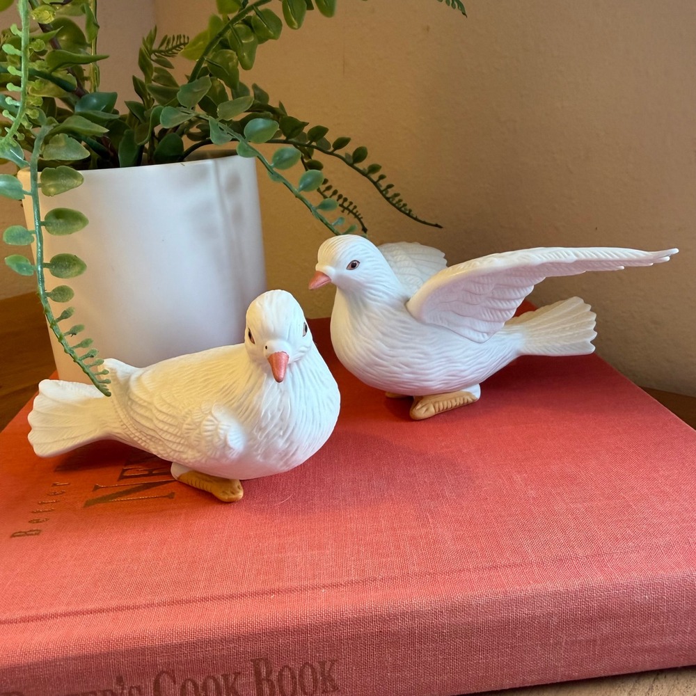 Vintage Homco White Porcelain Dove Figurines Set of 2 Bird Statues 8856